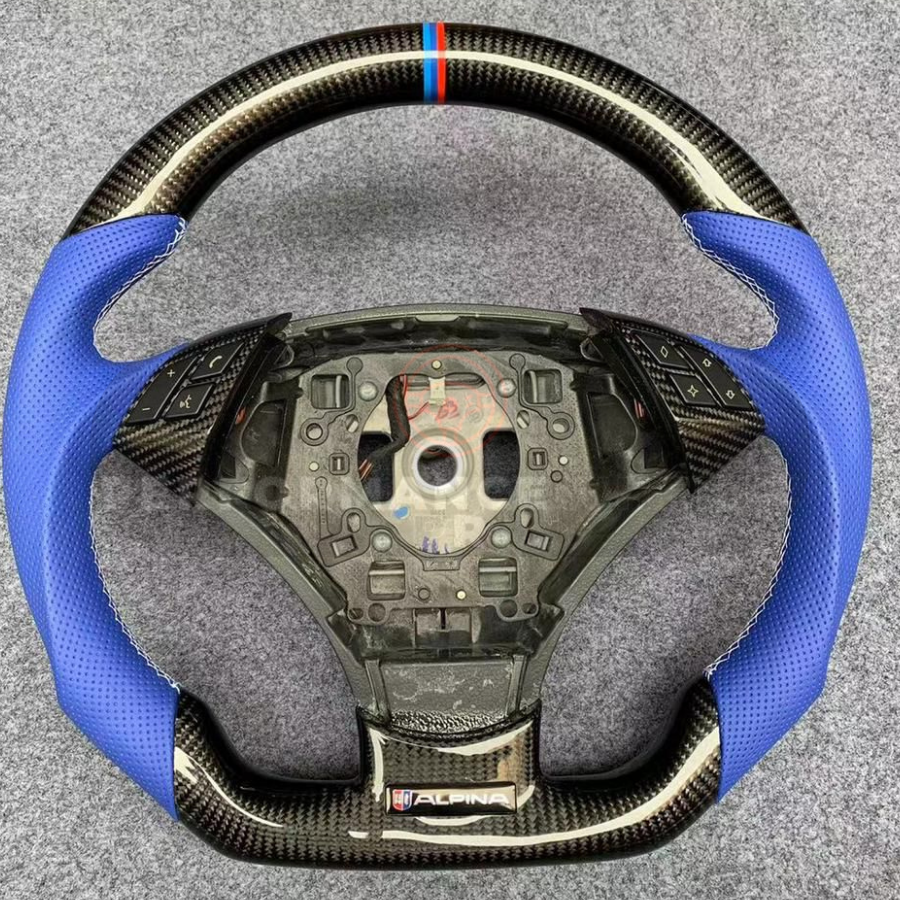 BMW E46/E90/E92 Carbon Steering Wheel